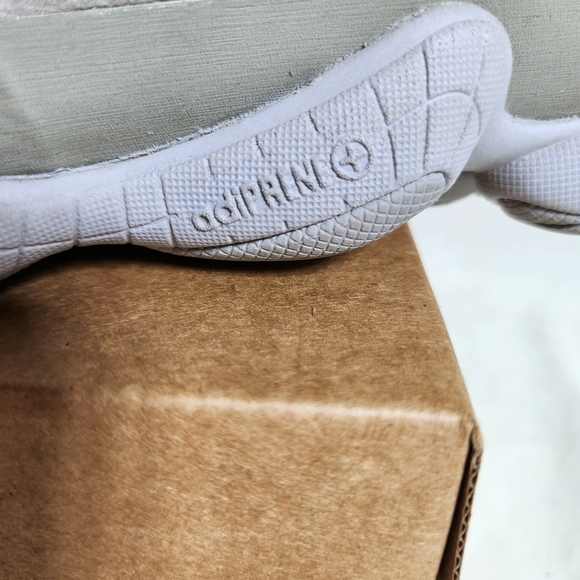 Adidas Yeezy 500 Salt And Stone Sneakers LHG 029003 IE4783 - Picture 7 of 9